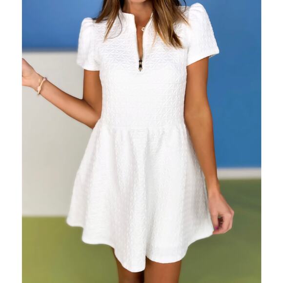 Ssys the label Dresses & Skirts - SSYS The Label Lainey Textured Mini Dress Ivory White Puff Sleeve Size L